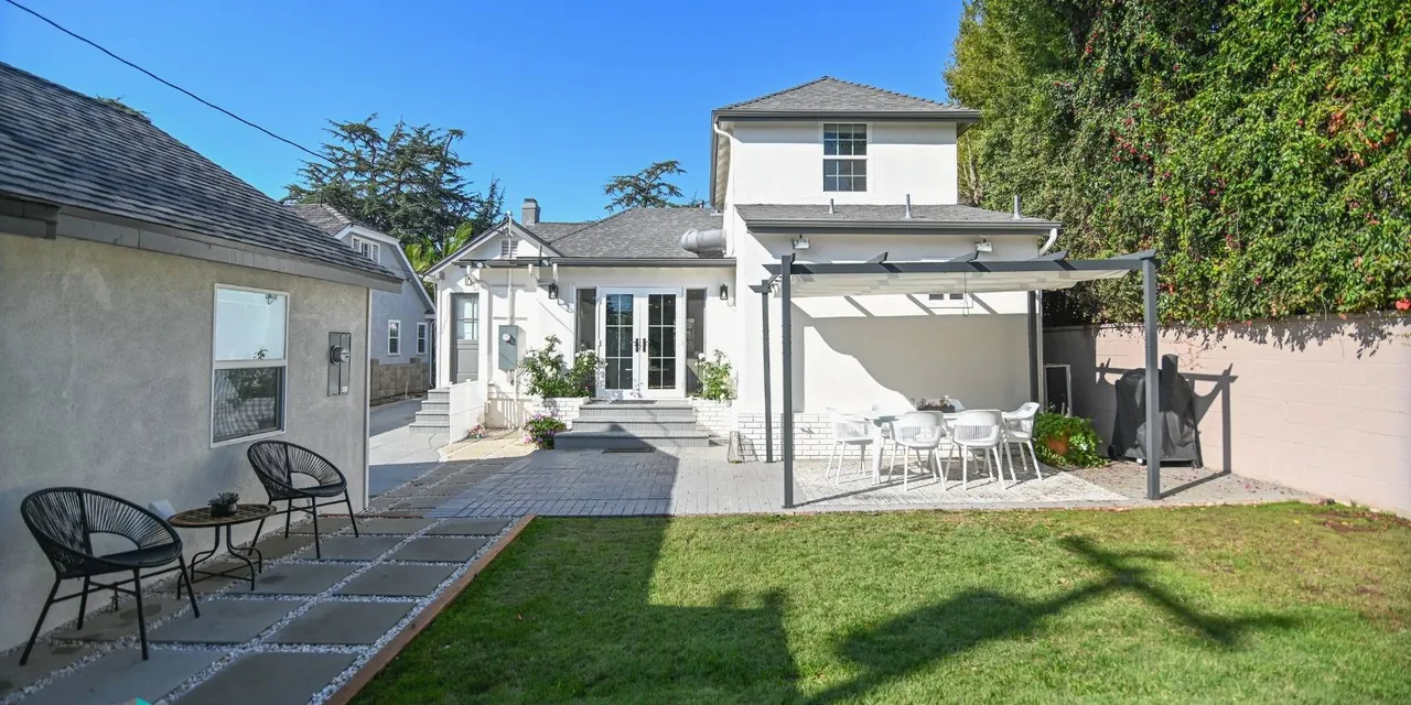 Renovation guides written by a licensed Winnetka general contractor